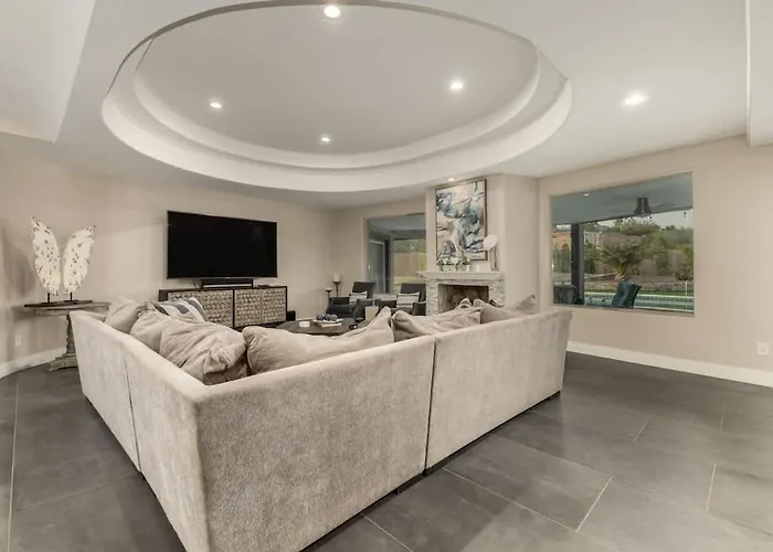 Spacious Camelback View With Pool & Firepit Scottsdale