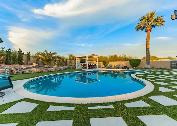 Holiday home Spacious Camelback View With Pool & Firepit Scottsdale